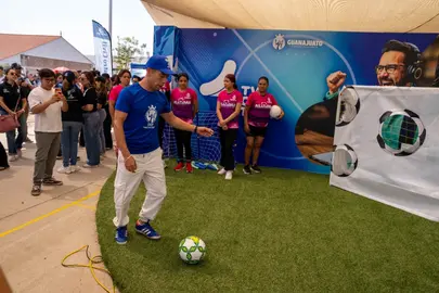 El presidente del DIF estatal, Juan Carlos Montesinos, dio la "patada inicial" a la campa&ntilde;a.