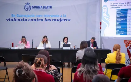 Durante la reuni&oacute;n en Valle de Santiago, se destac&oacute; la asignaci&oacute;n de presupuesto municipal espec&iacute;fico para atender la violencia contra las mujeres en la localidad.