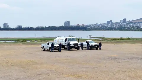 El nuevo equipamiento, que incluye una pipa, camionetas y herramientas de jardiner&iacute;a, busca reducir los tiempos de respuesta en las labores de mantenimiento en el interior del recinto.