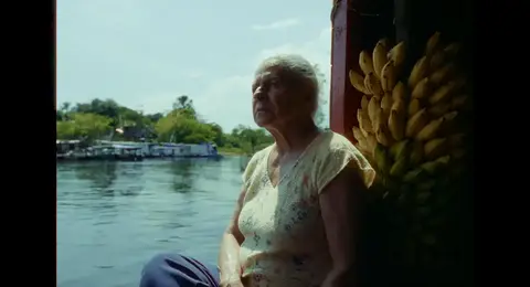O &uacute;ltimo azul, fotograma de la pel&iacute;cula