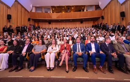 Integrantes del gabinete estatal y del Poder Judicial durante la rendici&oacute;n de cuentas de la CECAMED, organismo que atendi&oacute; 1 mil 425 asuntos en el &uacute;ltimo a&ntilde;o.