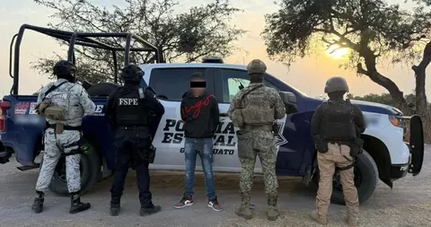 Tras repeler la agresi&oacute;n, elementos estatales lograron capturar a uno de los implicados y liberar a un joven de 26 a&ntilde;os.