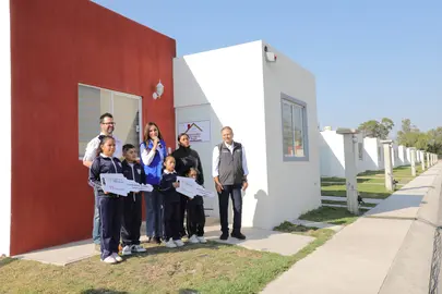 San Jos&eacute; de Iturbide concentr&oacute; las acciones de certeza jur&iacute;dica y desarrollo habitacional del noreste del estado; la jornada cerr&oacute; en San Luis de la Paz con la apertura del Mercado Hidalgo.