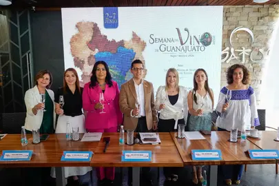 Autoridades de la Secretar&iacute;a de Turismo e Identidad presentaron las actividades enotur&iacute;sticas y gastron&oacute;micas que se desarrollar&aacute;n del 2 al 7 de junio en los municipios productores del estado.