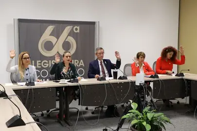 Presentan iniciativa Legislativa