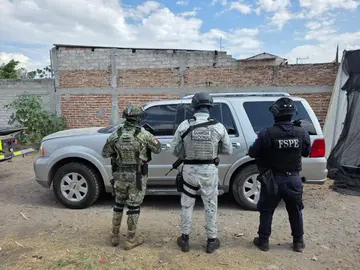 Asegura FSPE veh&iacute;culo blindado y equipo exclusivo del ej&eacute;rcito en Celaya