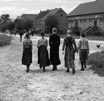 Das wei&szlig;e Band - Fotograma de la película