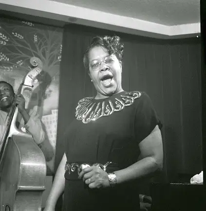 Reinas del R&B - -Bertha 'Chippie' Hill