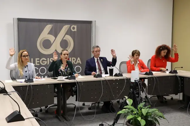 Presentan iniciativa Legislativa