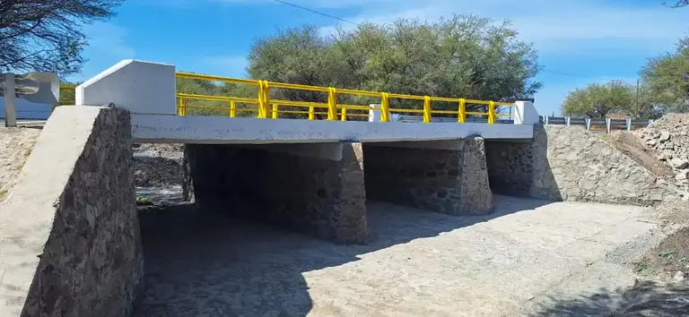 Realiza SOP mantenimiento a puentes de 11 municipios
