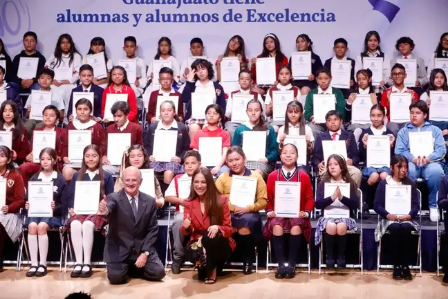 Guanajuato tiene alumnas y alumnos de excelencia