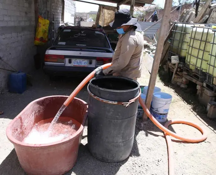Archivo pipas agua