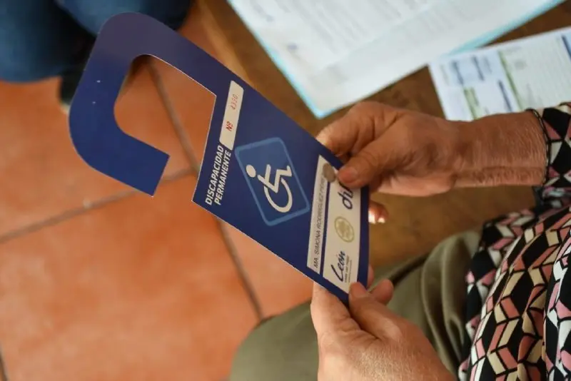 Archivo gancho azul discapacidad