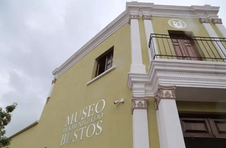 MUSEO HERMENEGILDO BUSTOS