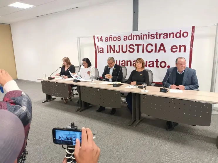 Impulsará Morena comisión para destituir a Zamarripa