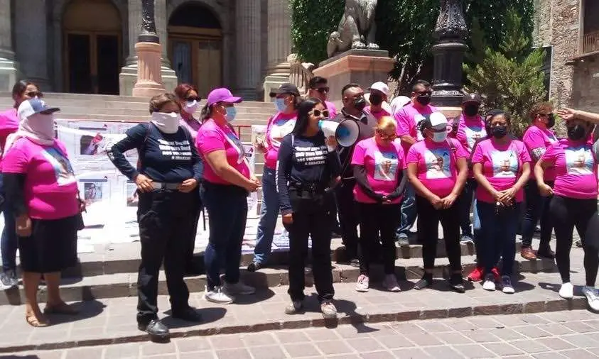 Exigen buscadoras de desaparecidos justicia para Teresa Magueyal