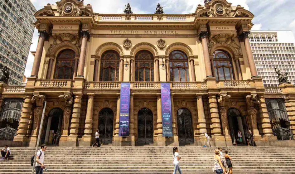 OLA-Teatro-del-Mes-Theatro-Sao-Paulo