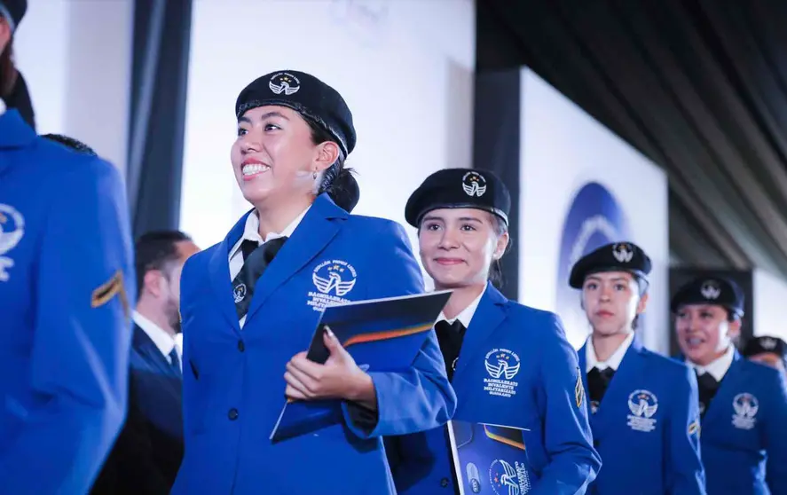 Egresan 687 estudiantes de los planteles de Bachillerato Bivalente Militarizado