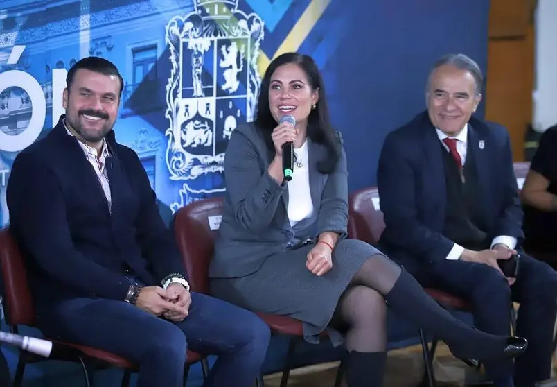 Presenta León temporada de festejos navideños