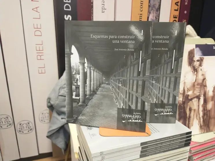 Esquemas para fabricar una ventana, de José Antonio Banda