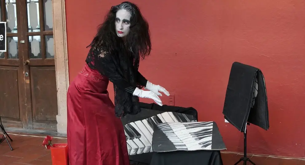 Celia Garza y Moebius Teatro Clown participan en el ciclo 'Vive León' 2024