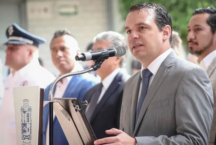 El alcalde Jorge Jiménez Lona presenta su mensaje en lunes de Honores a la Bandera