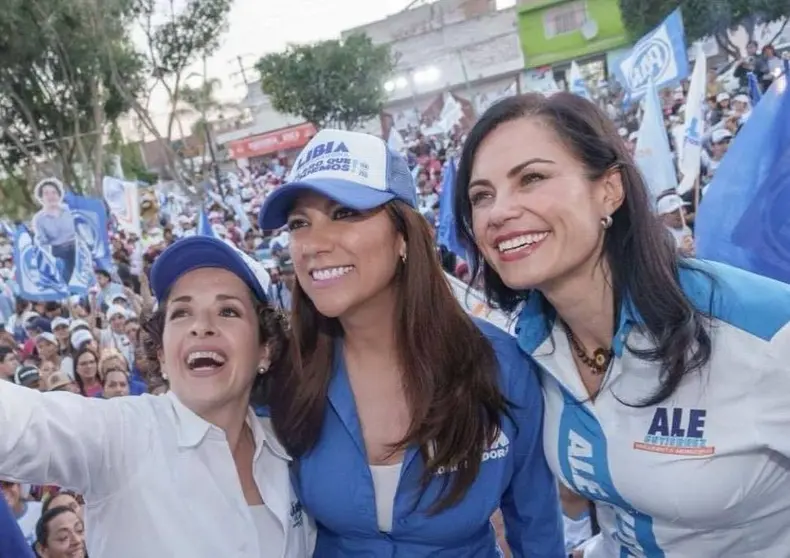 Libia, Ale Gutiérrez y Marisa Ortiz hacen campaña electoral en LeónXx