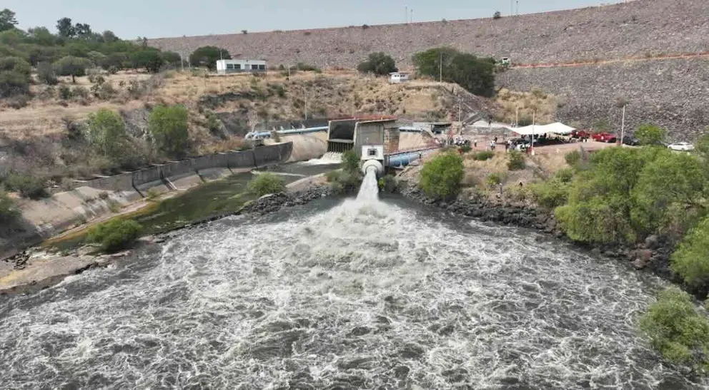 Presa Solís