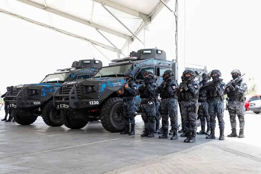 Grupo Especial Táctico de Policía León recibe vehículos mamba