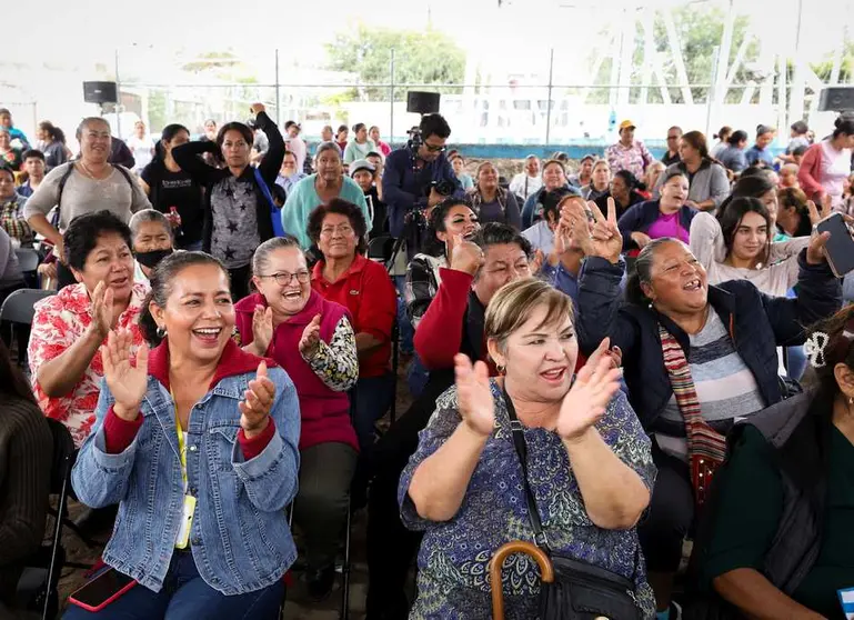 León lleva 'Mi barrio habla' a Capellanía de Loera