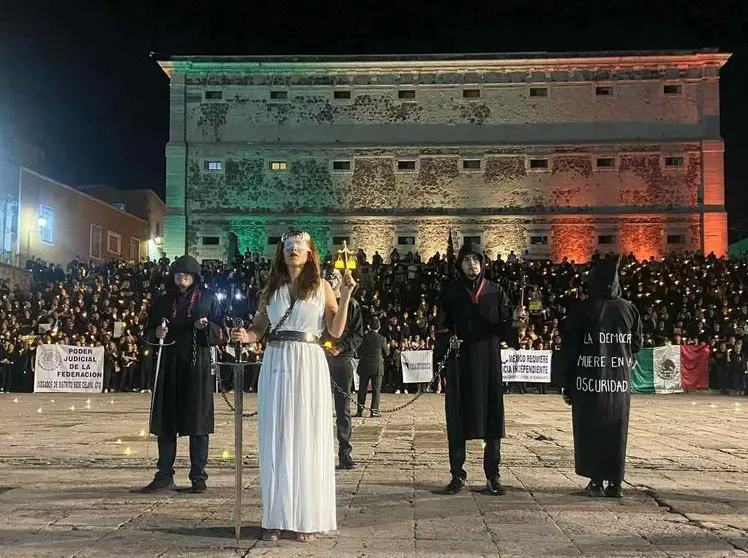 Marcha en defensa del Poder Judicial Federal ante la Reforma Judicial, 4 de septiembre Guanajuato, Gto. tomada del perfil pfj_16cto de Instagram, detalle