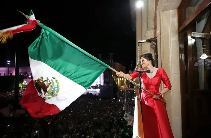 Ale Gutiérrez encabeza en León un 'Grito de Independencia' con gran fiesta