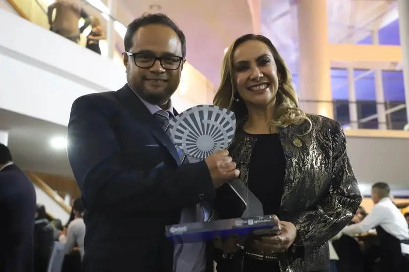 Reconocen a SecturGto por desarrollo de IA TuriBot