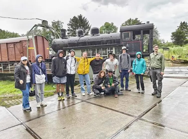 IMJU León lleva 300 jóvenes a estancias internacionales