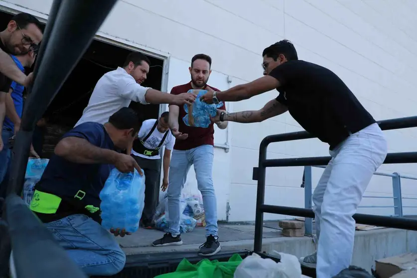 Juventudes se solidariza con Guerrero jóvenes recaudan víveres para damnificados