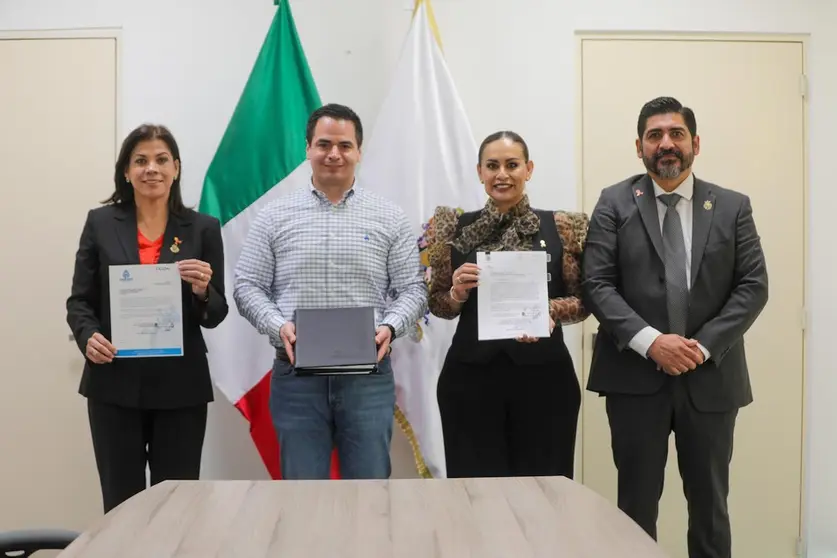 Poderes Ejecutivo y Judicial de Guanajuato entregan al Congreso iniciativas a favor de la mujer