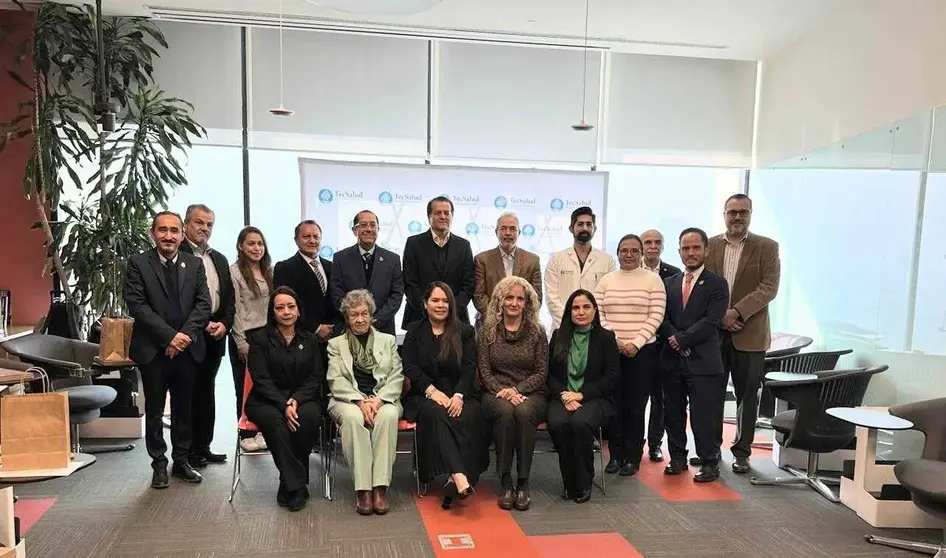 Salud Guanajuato suscribe convenios con universidades regiomontanas para formar especialistas