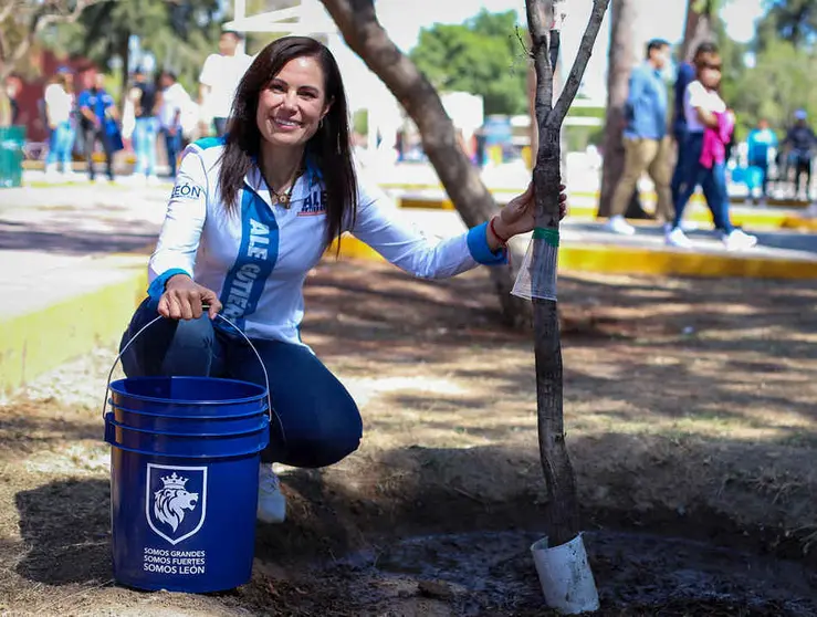 Ale Gutiérrez encabeza la campaña de riego 2025 ‘Dale Agua, Dale Vida a León’
