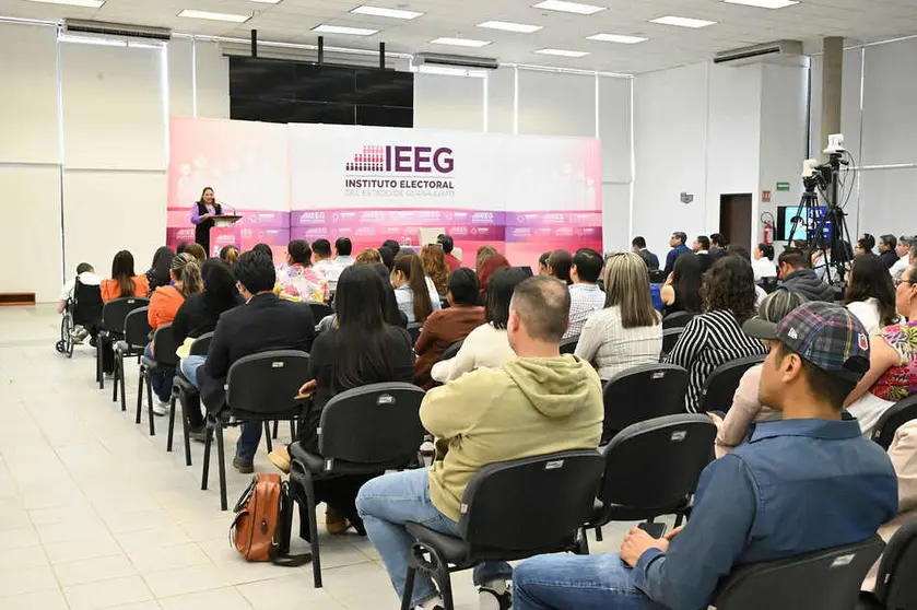 IEEG presenta conferencia sobre liderazgo de mujeres en ayuntamientos