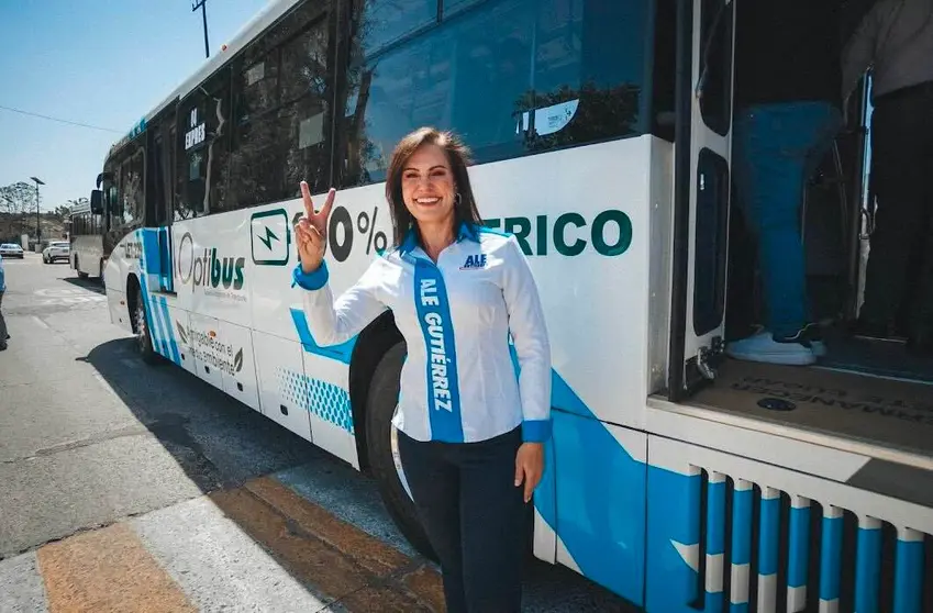 Ale Gutiérrez pone en marcha pruebas de vehículos eléctricos en transporte urbano de León