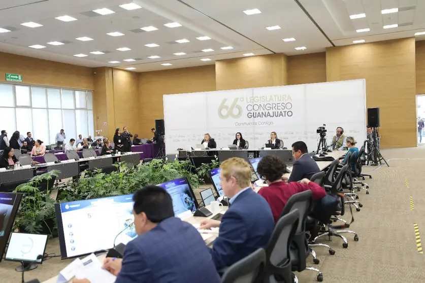 Legisladores glosan eje ‘Prosperidad’ del I Informe de Gobierno