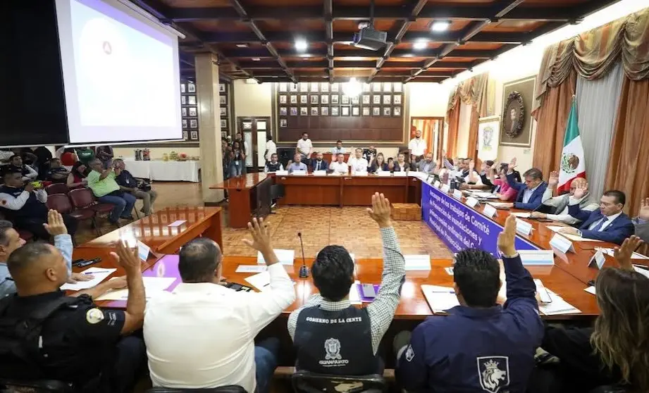 Ale Gutiérrez encabeza consejo municipal de protección civil