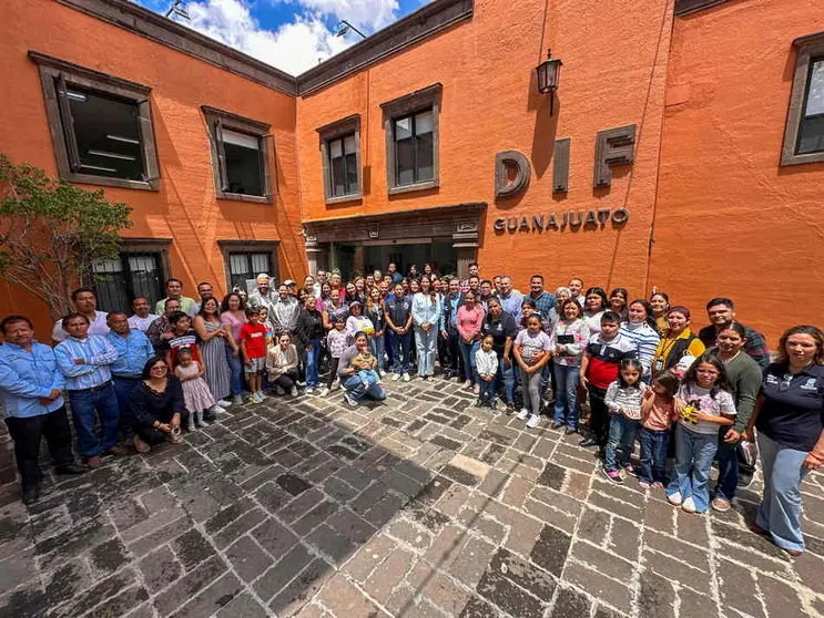 Libia Dennise entrega espacios familiarmente amigables en DIF Estatal y Palacio de Gobierno