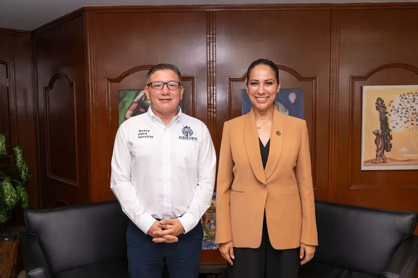 Libia Dennise presenta los servicios de Guanajuato en la capital del país