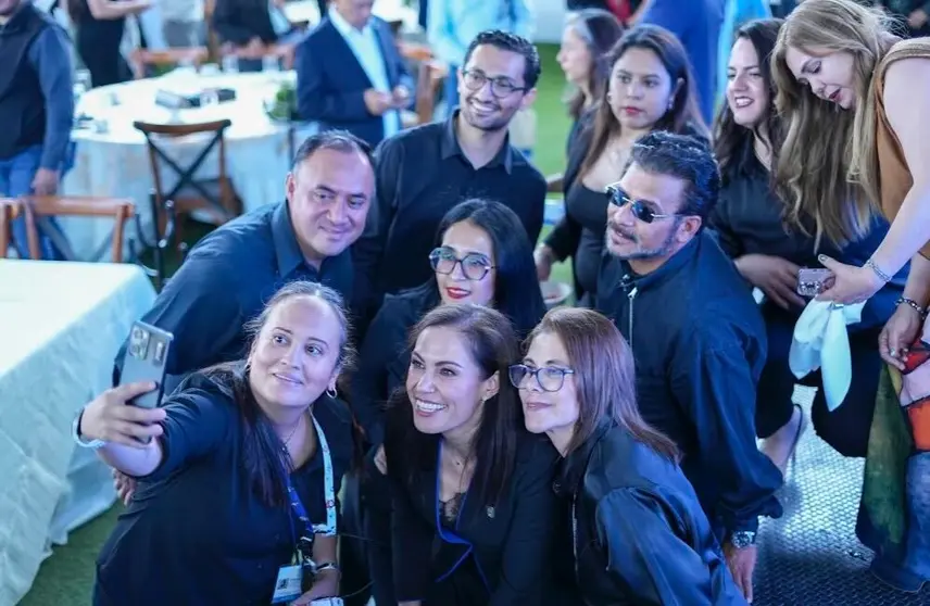 Ale Gutiérrez encabeza entrega de reconocimientos 'Amigos del planeta'