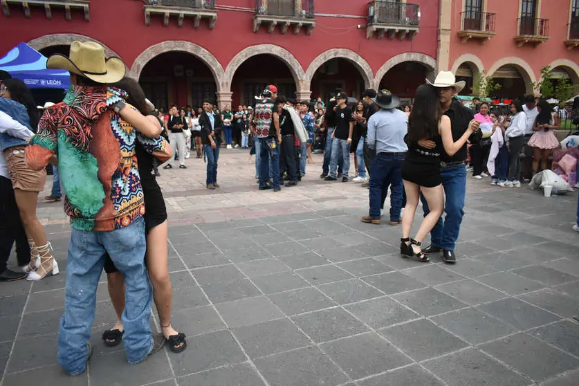 Arranca con &lsquo;Huapalooza&rsquo; en Le&oacute;n el mes de las juventudes