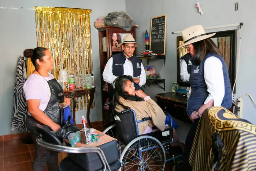 gobierno-del-estado-toca-puertas-en-irapuato