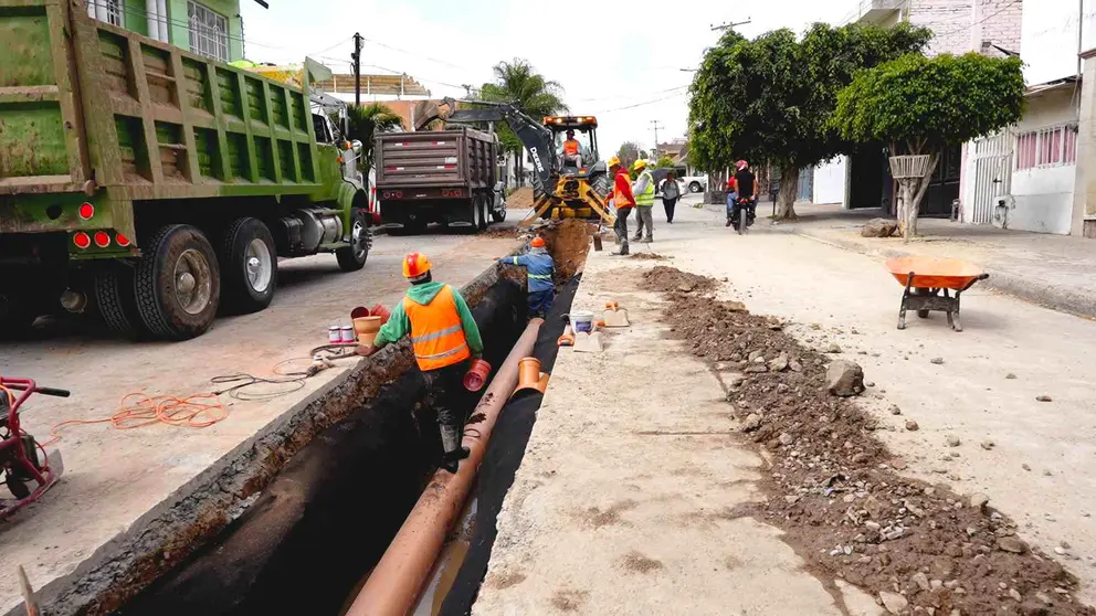 Cuadrillas de SAPAL concluyeron la sustituci&oacute;n de la red de alcantarillado en la colonia Vista Hermosa,