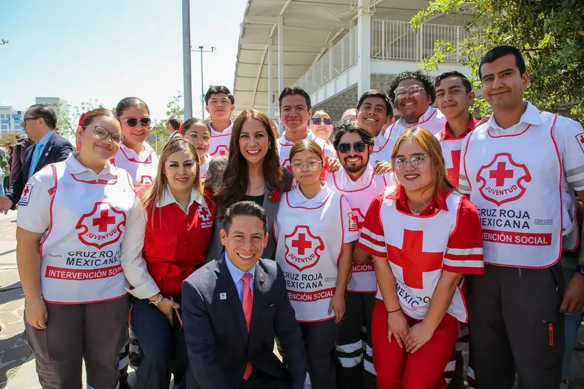 Libia Dennise encabez&oacute; el arranque de la Colecta Anual de la Cruz Roja.