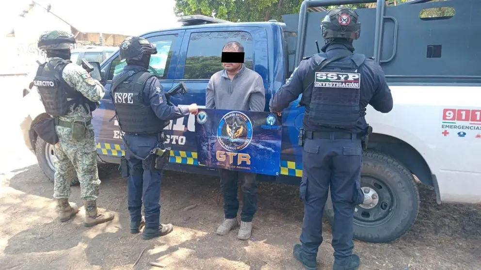 Luis Alberto, de 44 a&ntilde;os, fue puesto a disposici&oacute;n del Ministerio P&uacute;blico tras ser localizado en posesi&oacute;n de 25 bolsas de marihuana.